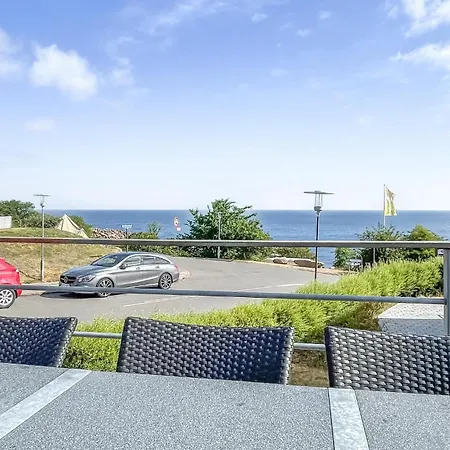 2 Bedroom Cozy In Holiday home *